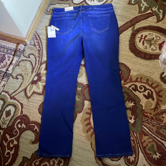 NYDJ Size 16 Jeans Blue Straight Stretch Denim Lift X Tuck Technology $119 NWT - Picture 4 of 16